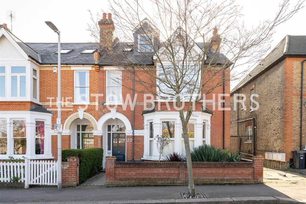 Property photo 1 of 37