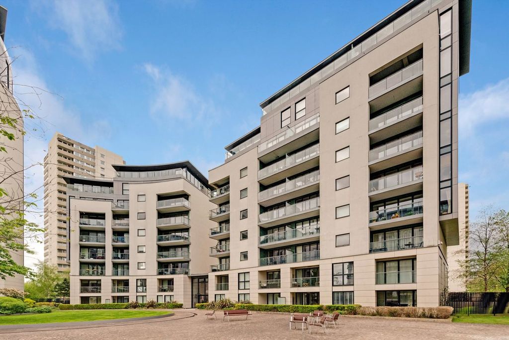 Property photo 1 of 5