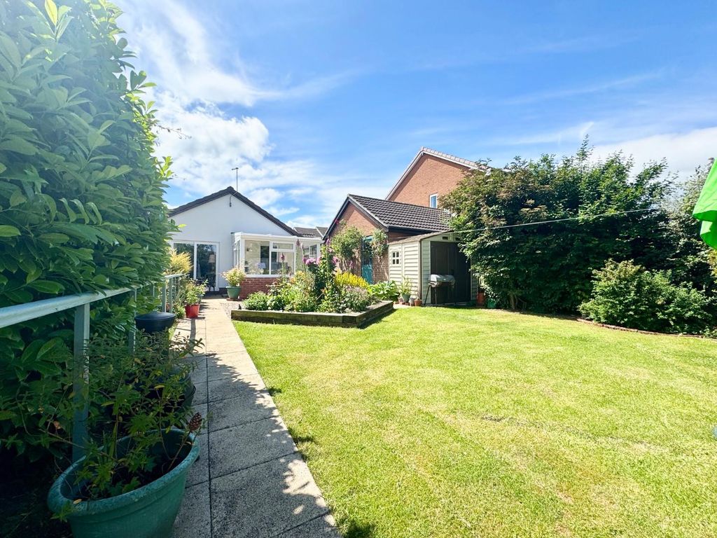 Property photo 2 of 16
