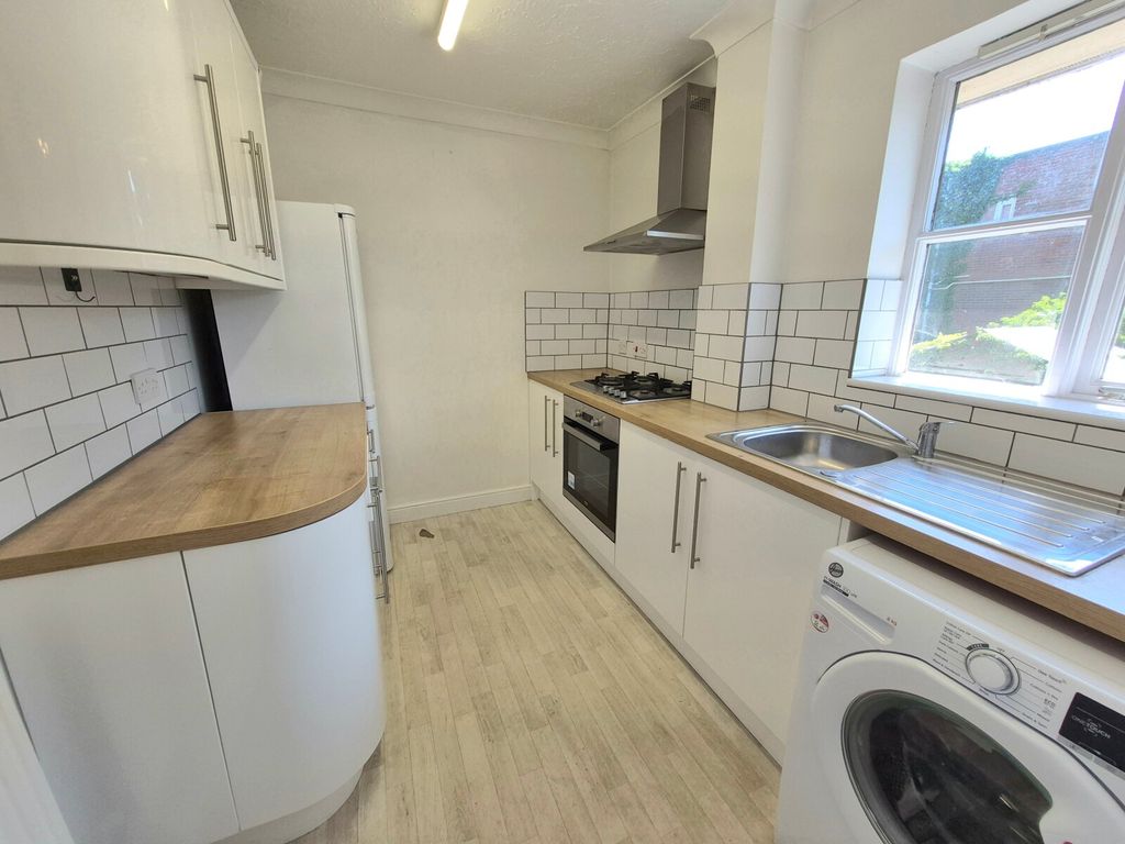 Property photo 2 of 10 Picture No. 22