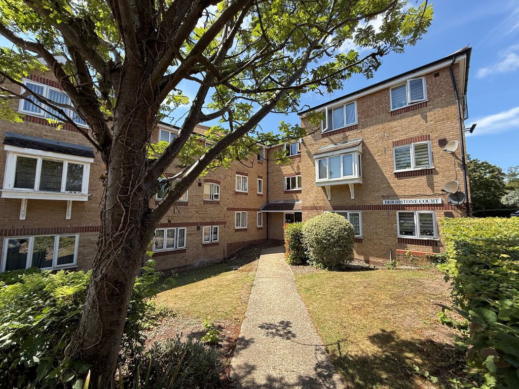 Property photo 1 of 6