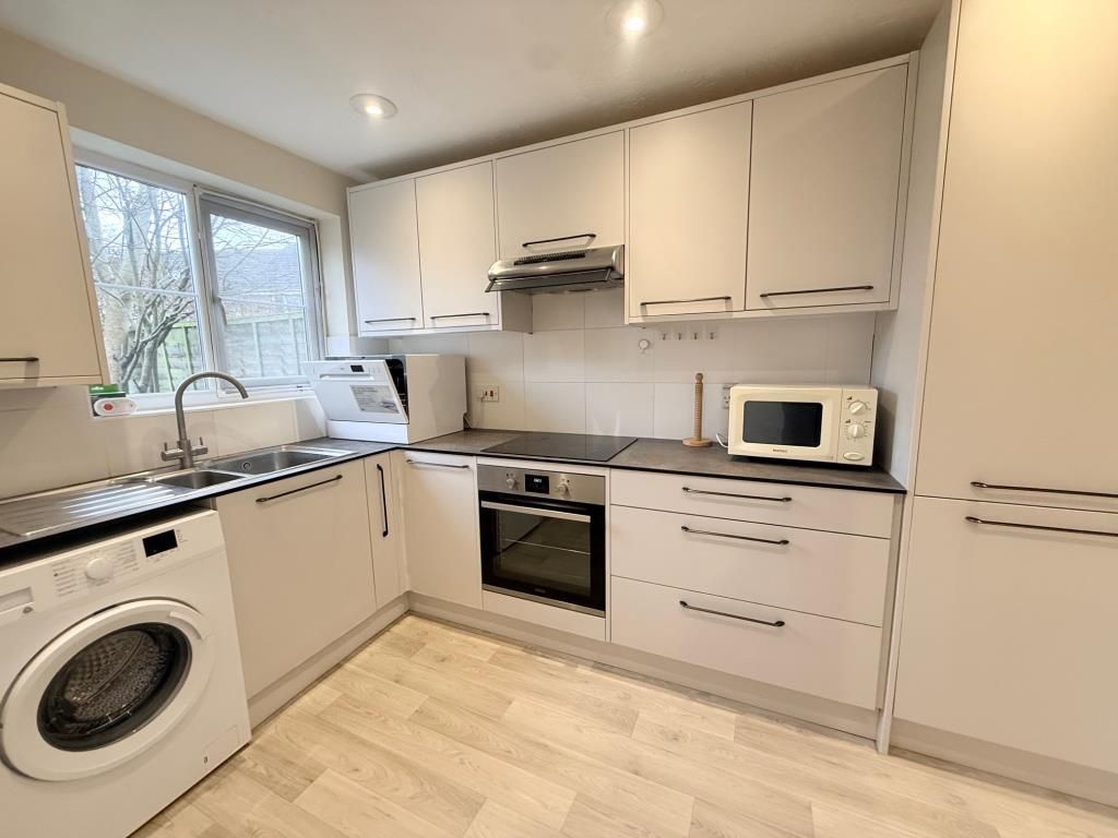 Property photo 2 of 3 Kitchen