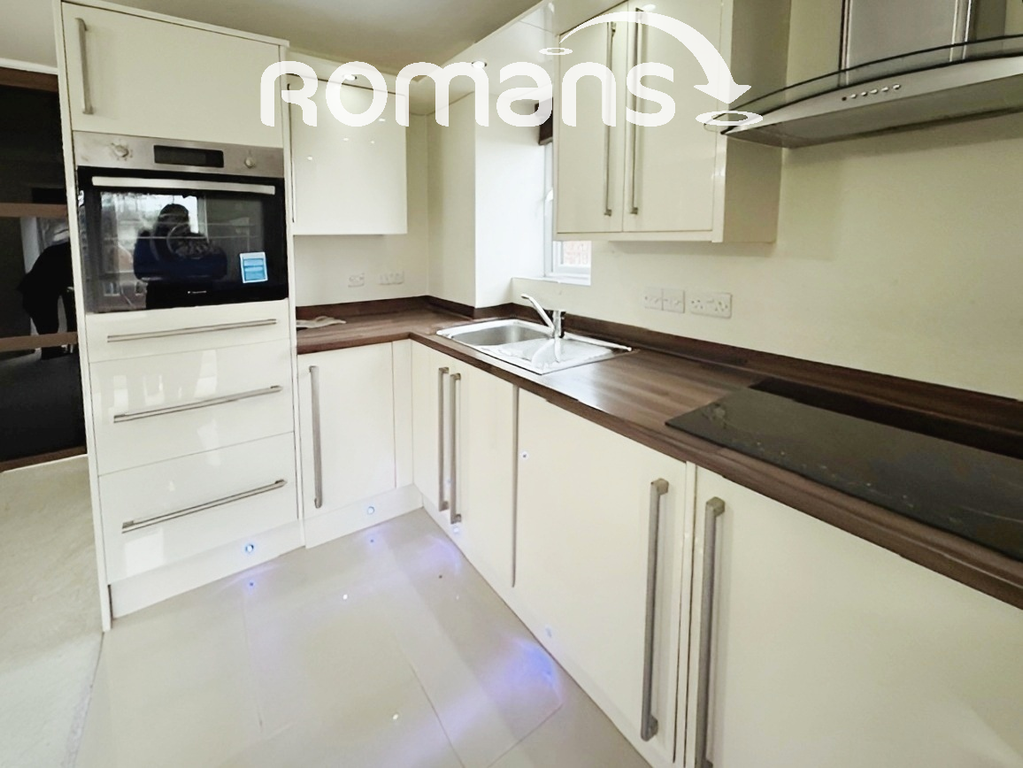 Property photo 2 of 9 3