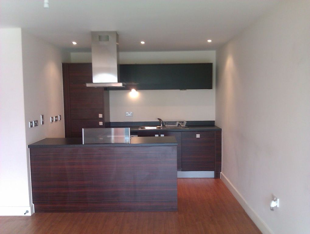 Property photo 1 of 4