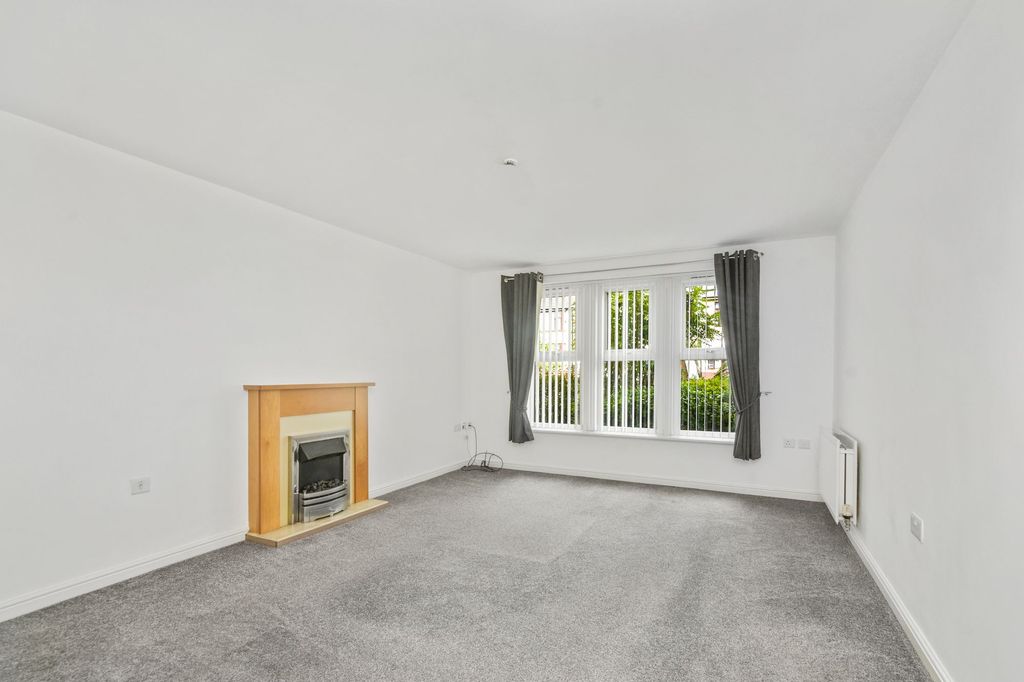 Property photo 3 of 22