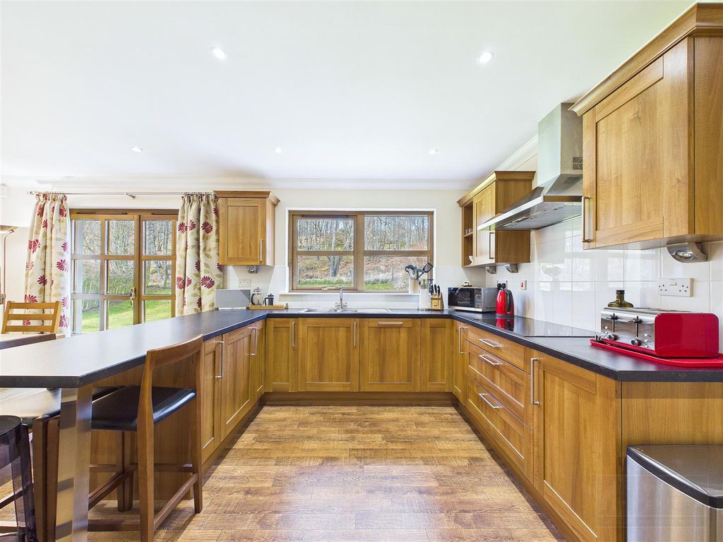 Property photo 3 of 34 23 Carn Elrig View