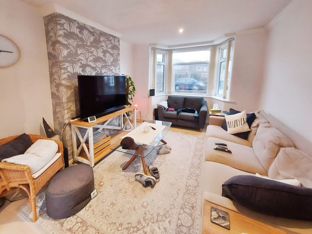 Property photo 2 of 15 Picture No. 52