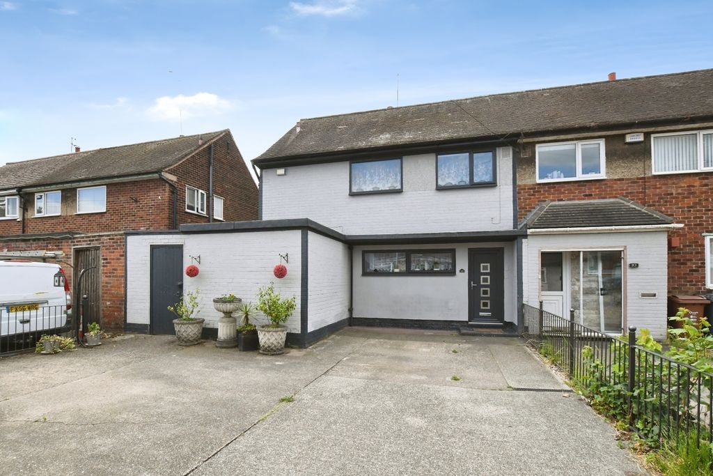 Property photo 1 of 19 Pbox-Img.Jpg