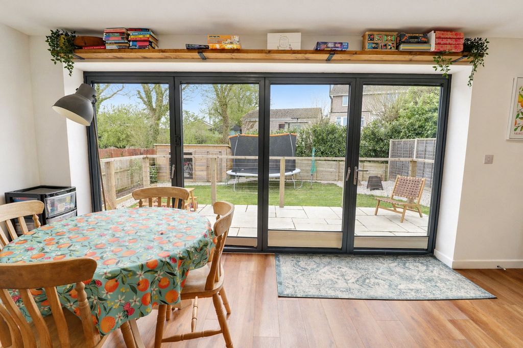 Property photo 3 of 17 3 - Picture No. 03