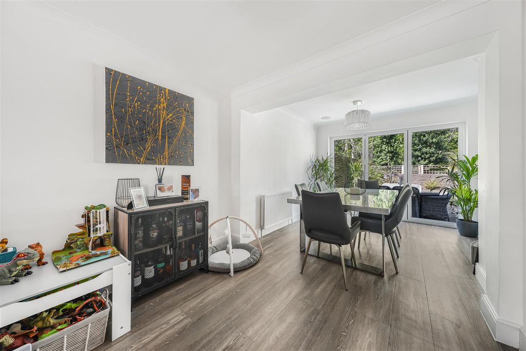 Property photo 3 of 30 Dsc00399.Jpg