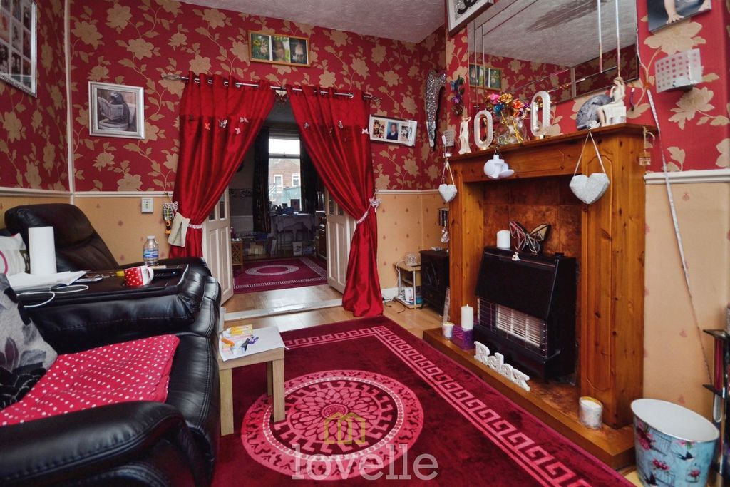 Property photo 3 of 15