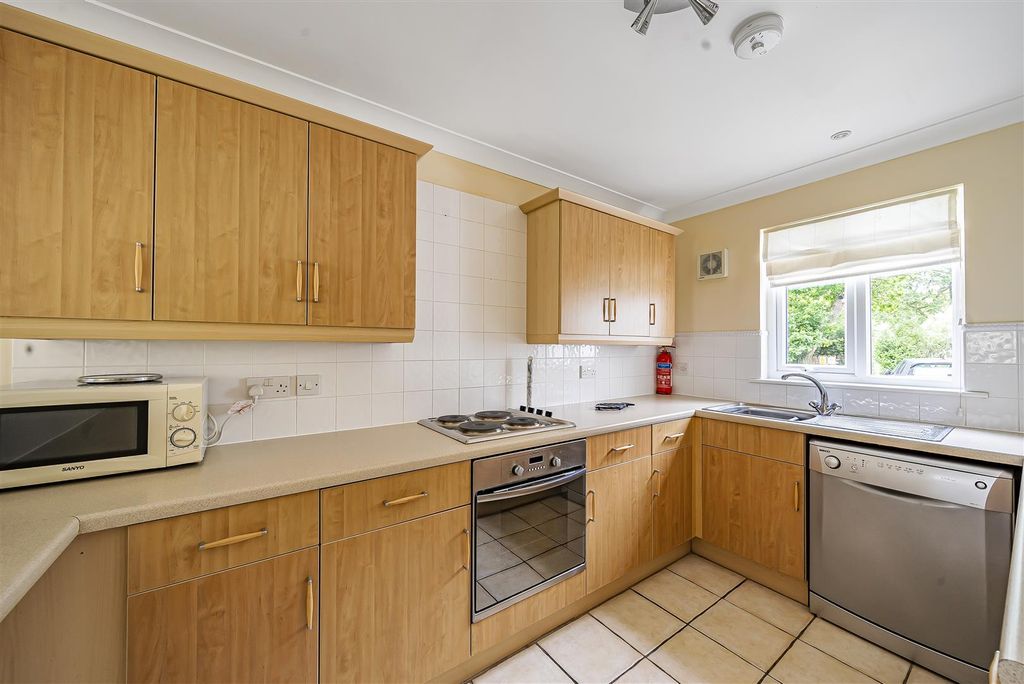 Property photo 3 of 15