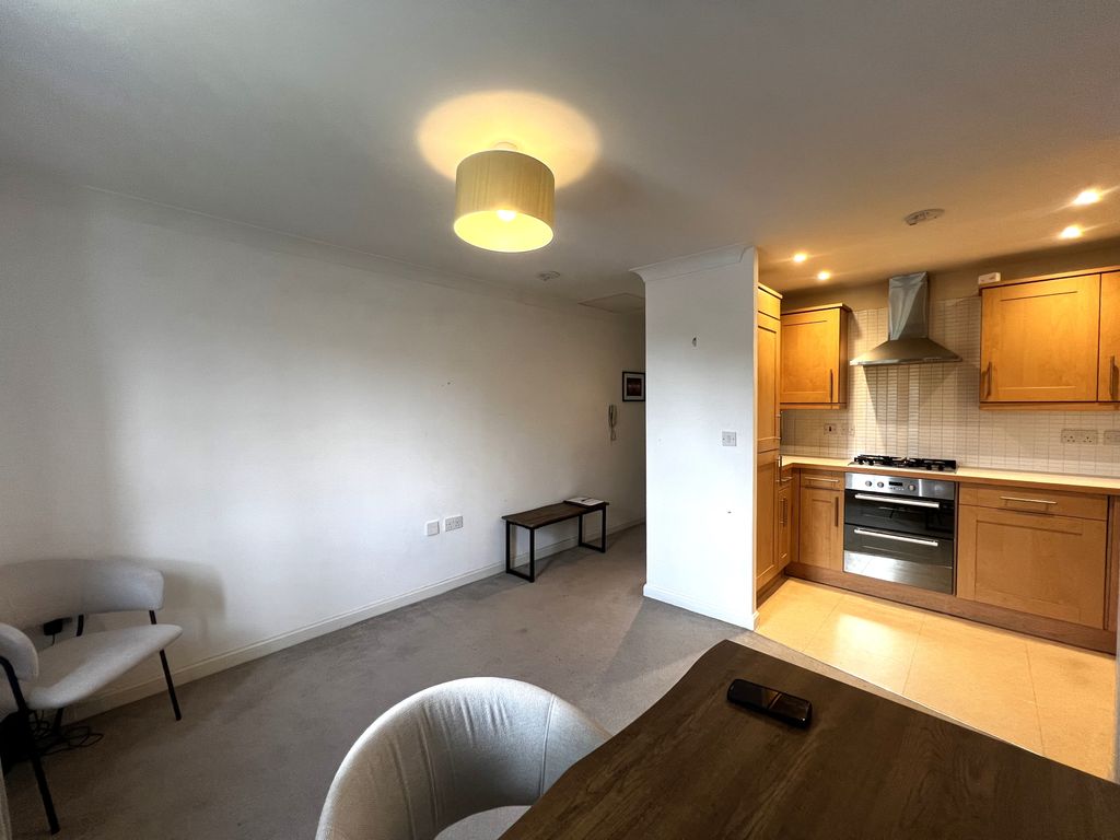 Property photo 3 of 7