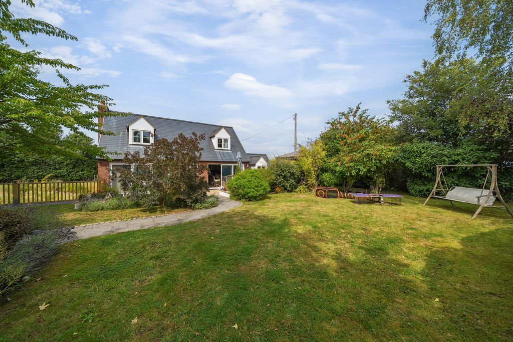 Property photo 1 of 26