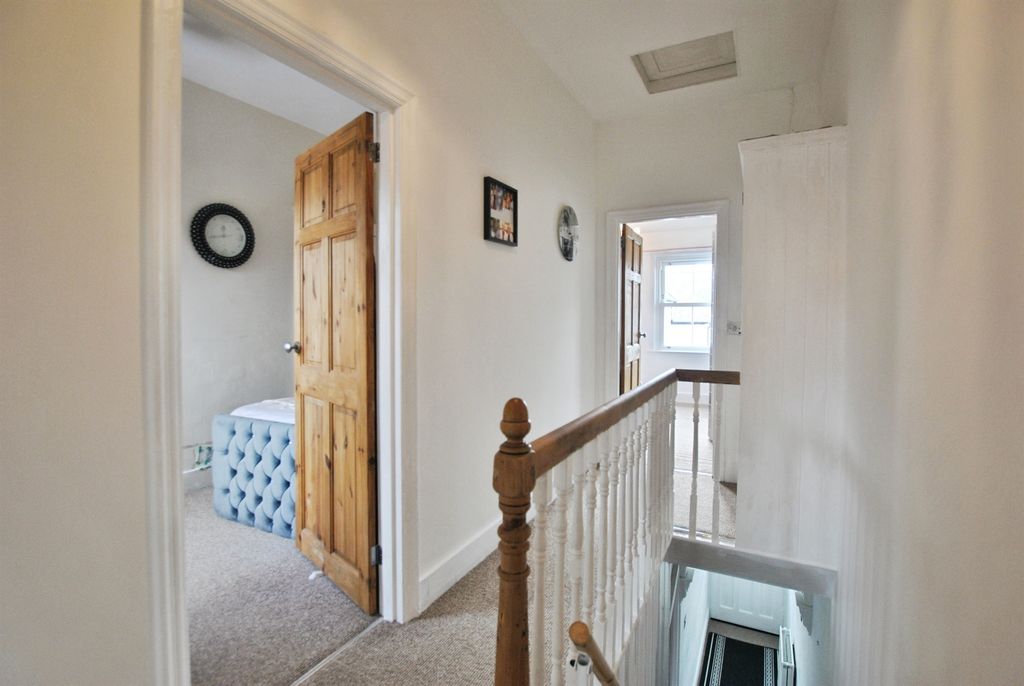 Additional image 6 of 2 bed terraced house for saleSpringdale, Wallingford OX10