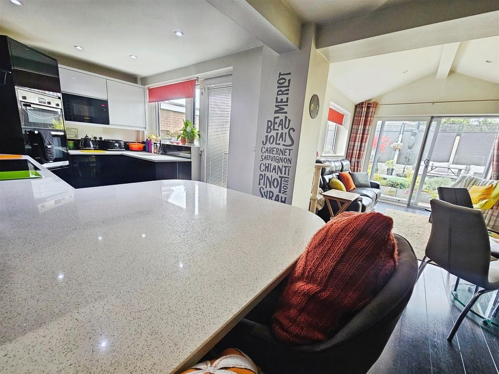 Property photo 2 of 46 13De92d4-20250811_120758.Jpg