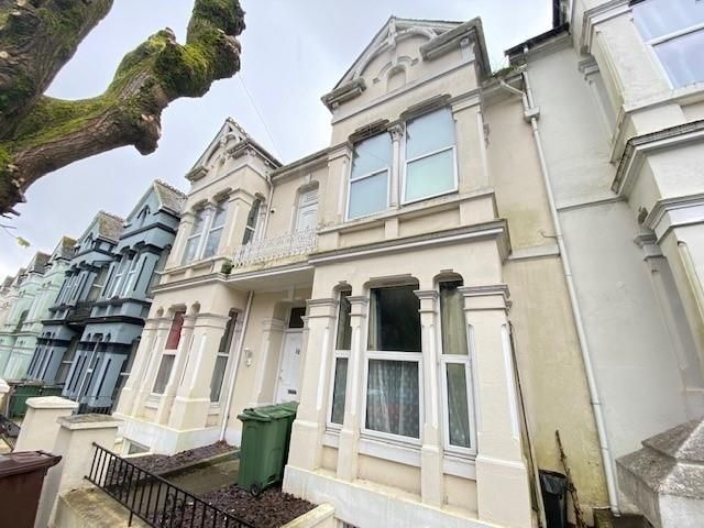 Property photo 1 of 8 10 Conn1.Jpg
