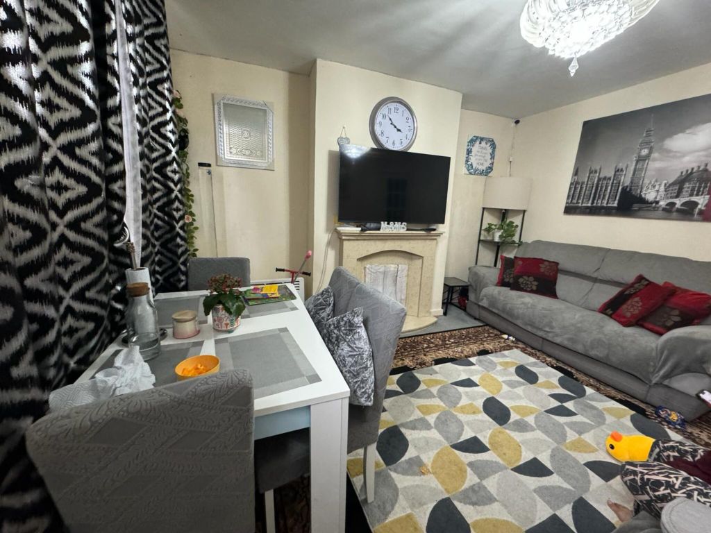 Property photo 3 of 9