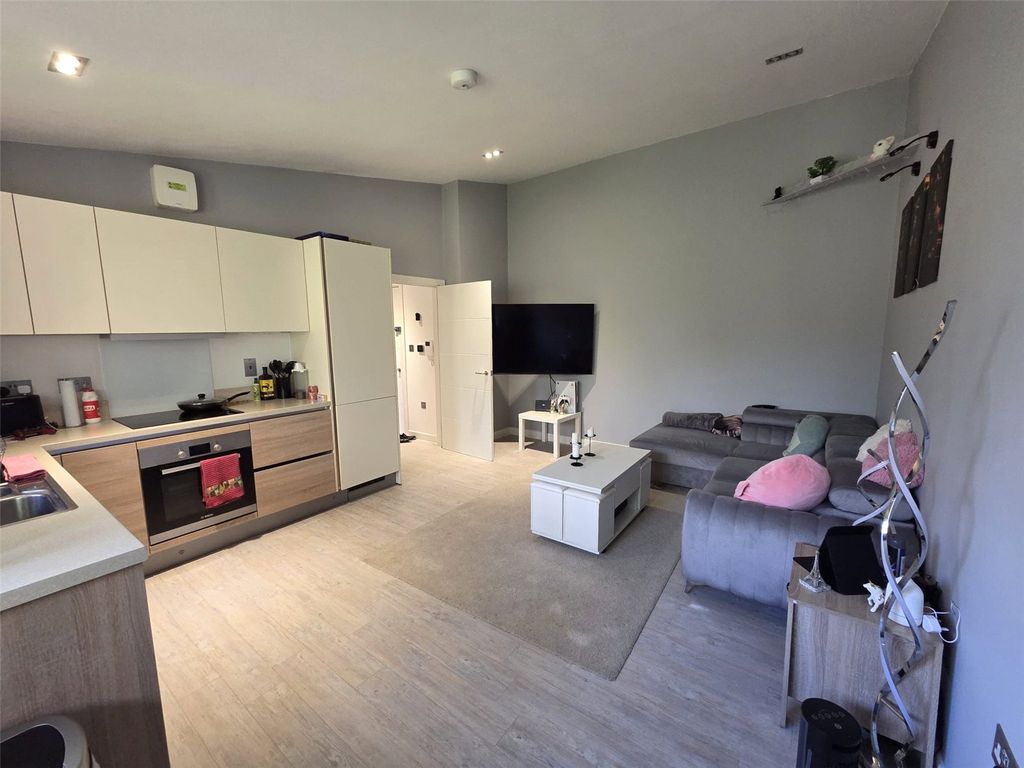 Property photo 2 of 7 Picture No. 07