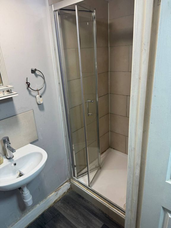 Property photo 2 of 12 Gallery