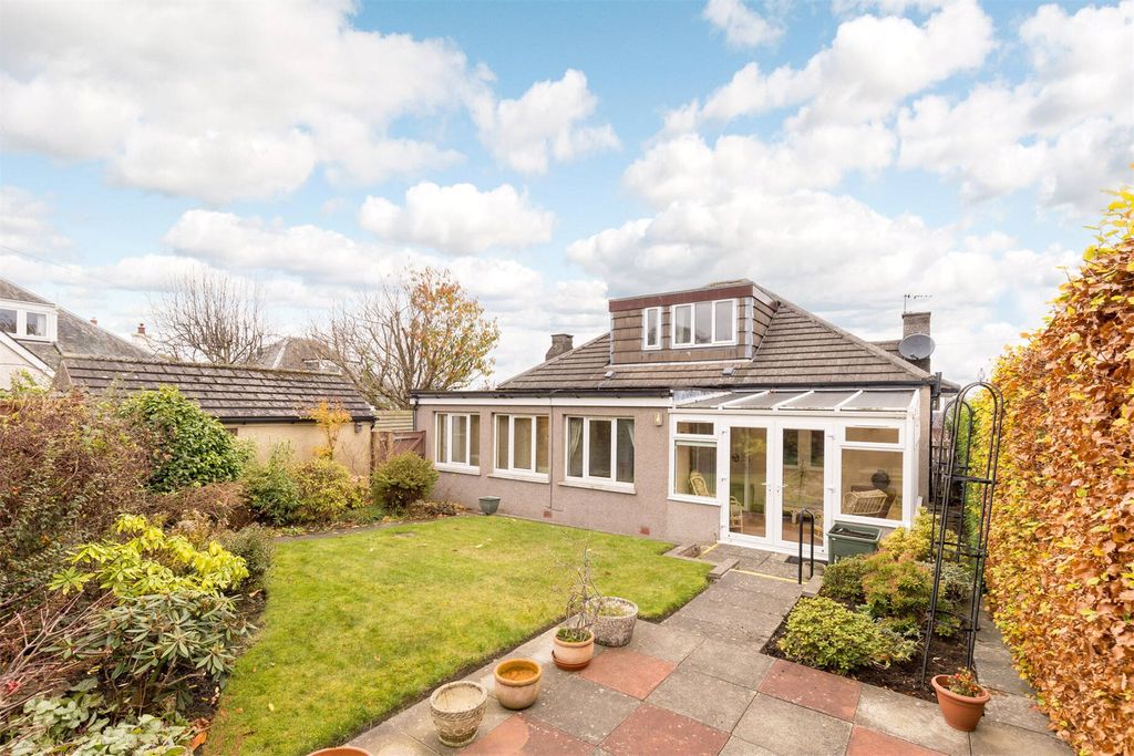 Property photo 2 of 20 Picture No. 81