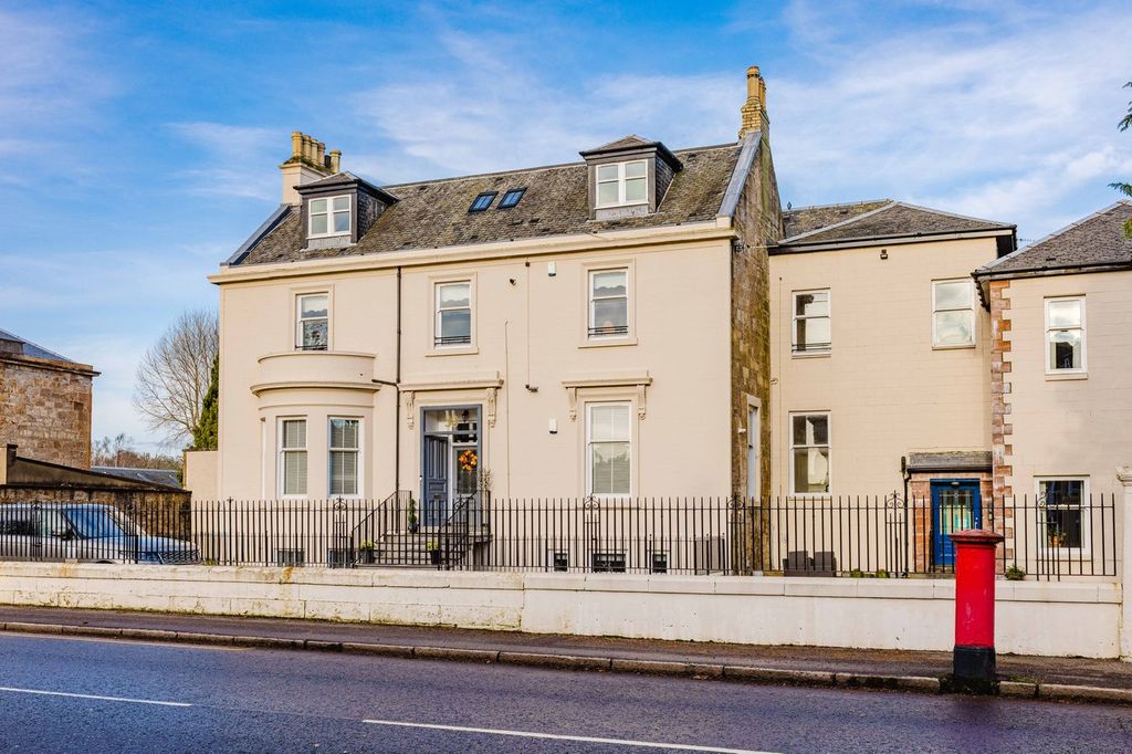 Property photo 1 of 26