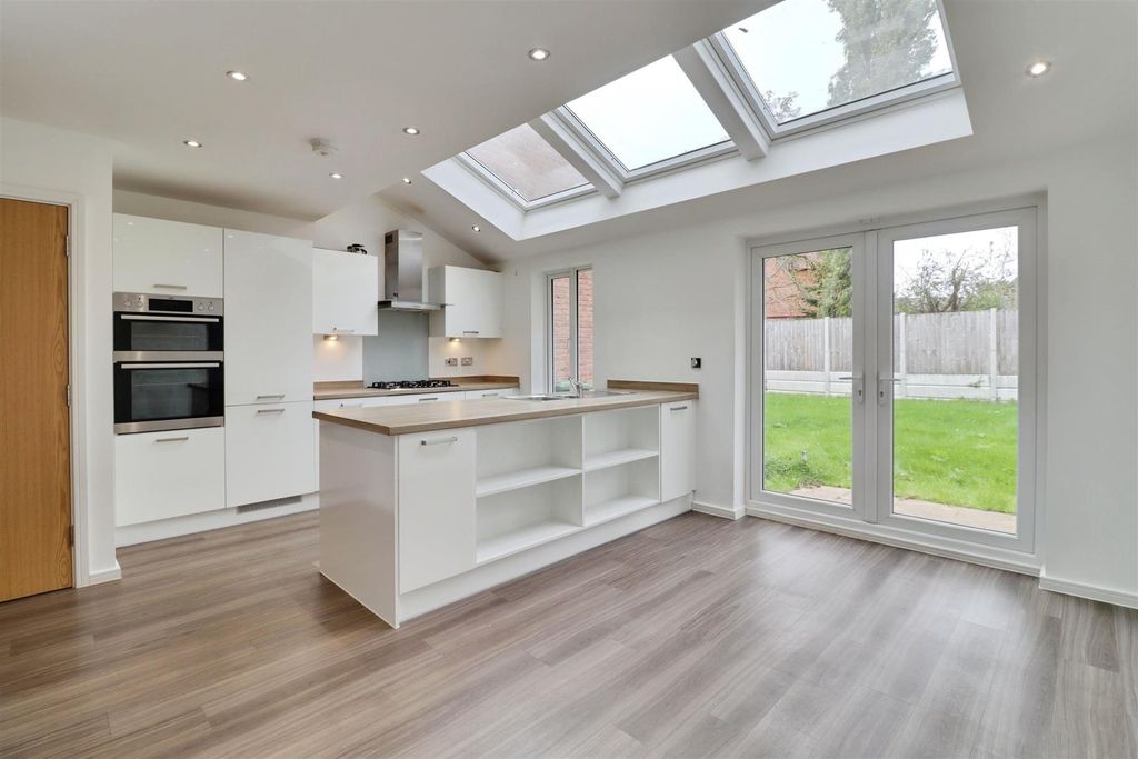 Property photo 3 of 25 dc7E1A2c-Img_1127-Img_1129.Jpg