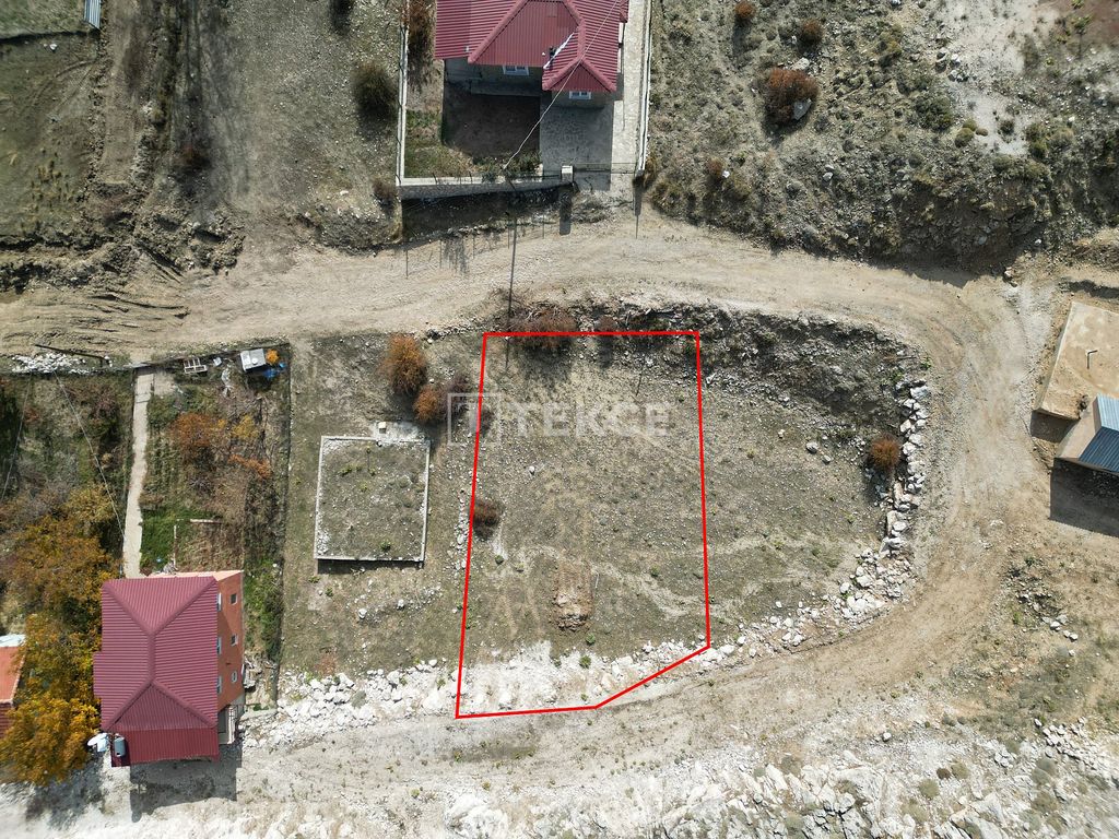 Property photo 3 of 3