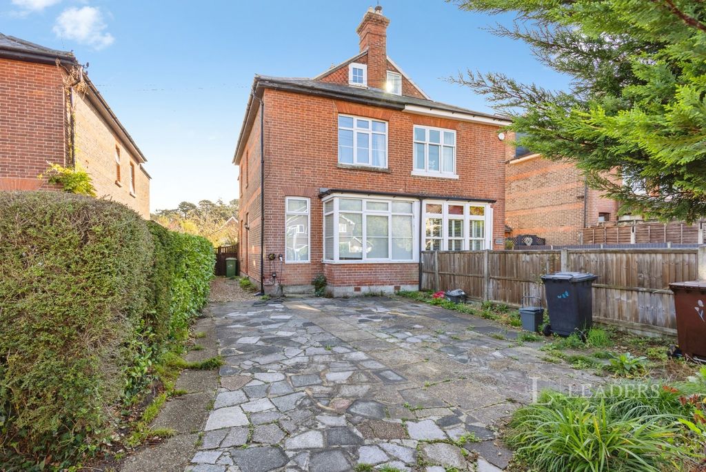 Property photo 3 of 26 Pbox-Img.Jpg