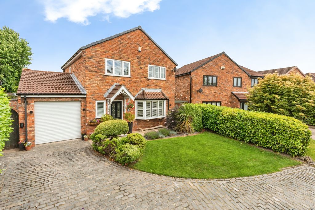 Property photo 1 of 39