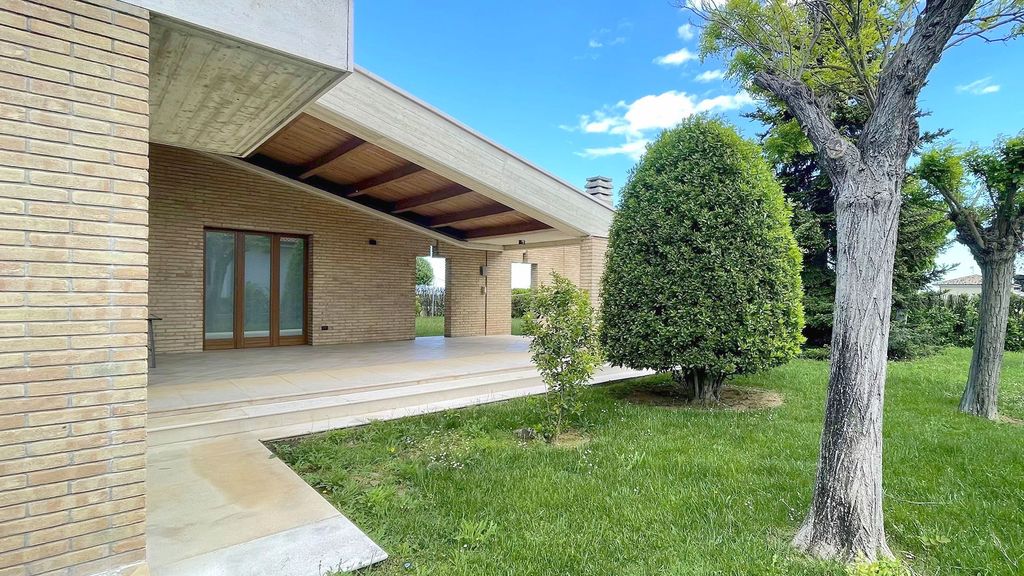 Property photo 1 of 56 Featured Photo