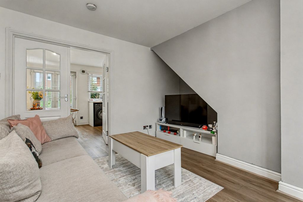 Property photo 3 of 12 Property Image 3