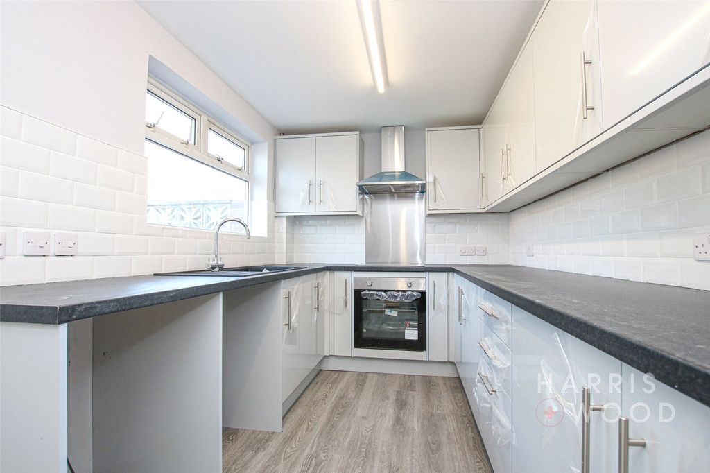 Property photo 3 of 14 Picture No. 16