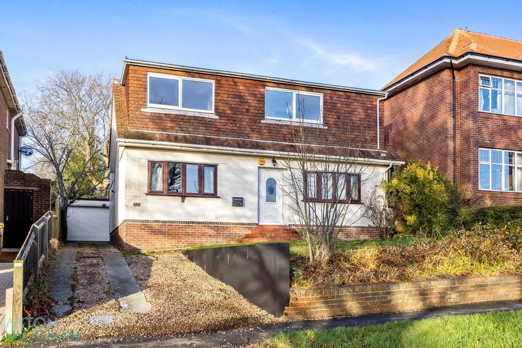 Property photo 1 of 38 4751441