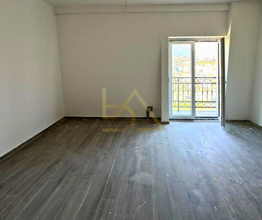 Property photo 3 of 4