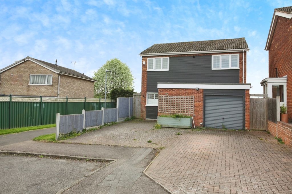 Property photo 2 of 23