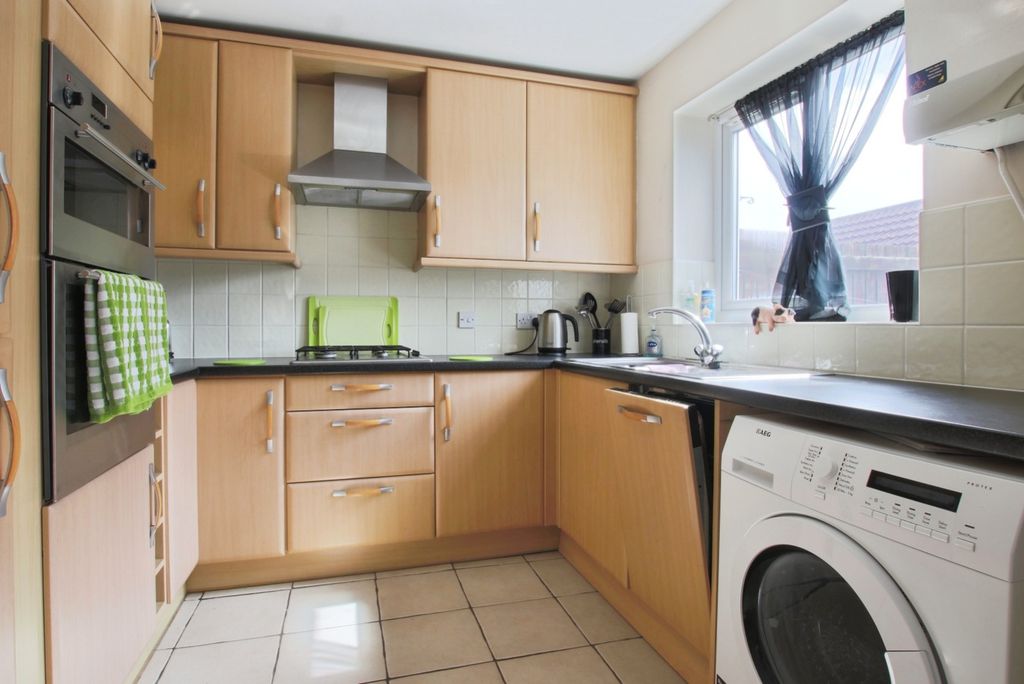 Property photo 2 of 23 3767206