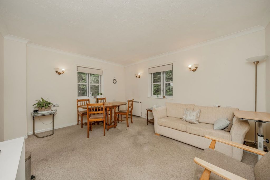 Property photo 2 of 3