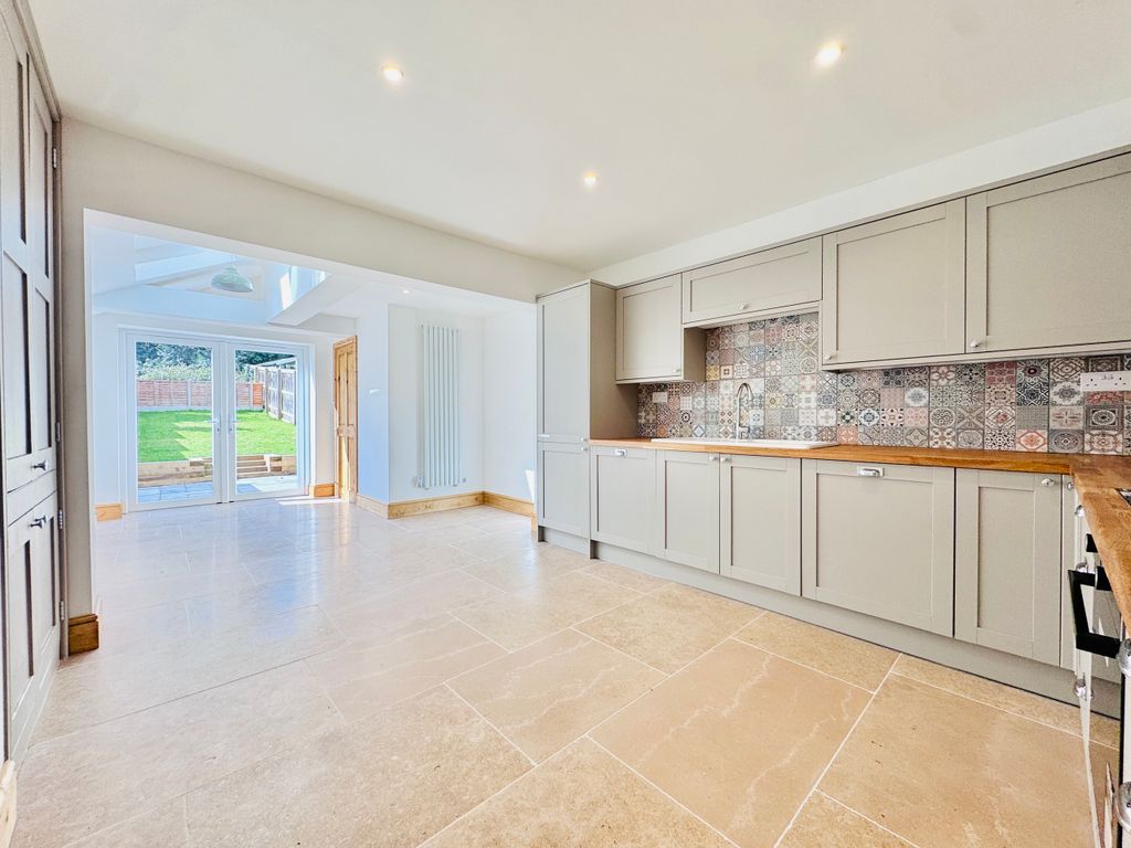 Property photo 2 of 24 Kitchen Diner