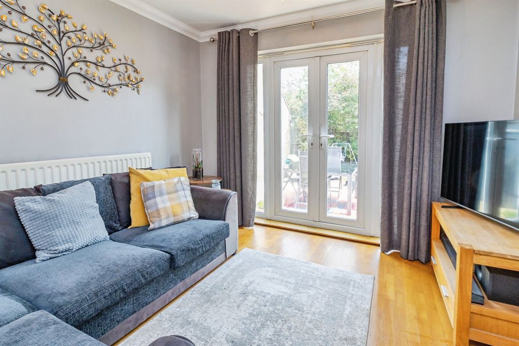 Property photo 2 of 17