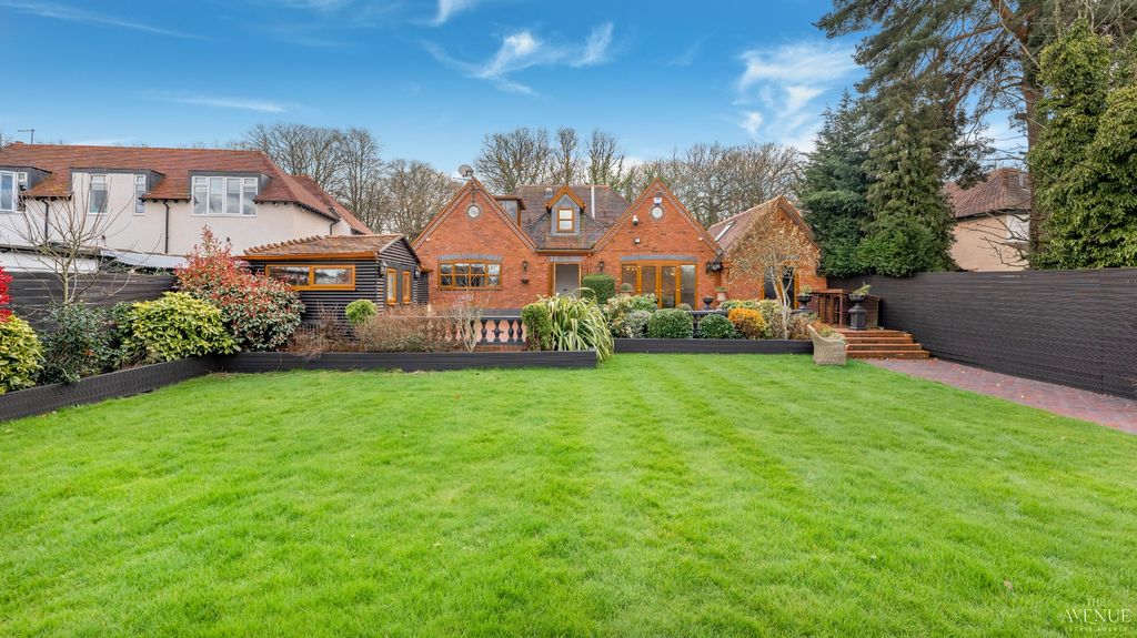 Property photo 1 of 29 4855240