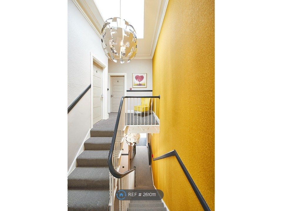 Property photo 1 of 10 Hallway