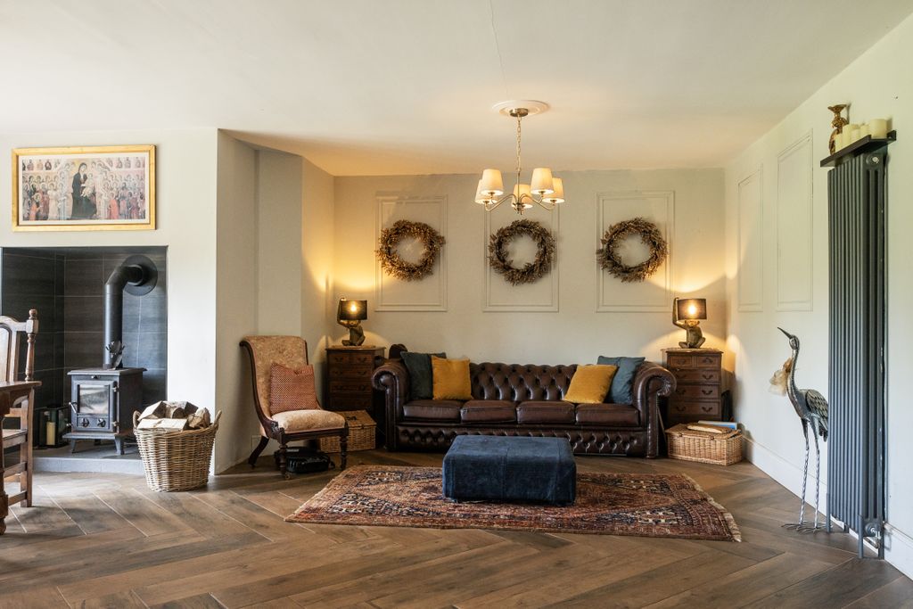 Property photo 3 of 18 1530622 (7)