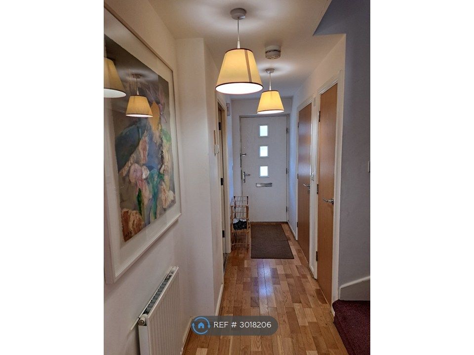 Property photo 2 of 24 Hallway Ground Floor