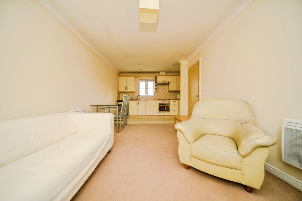 Property photo 2 of 16 Pbox-Img.Jpg