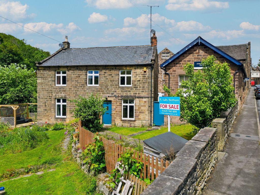 Property photo 1 of 12
