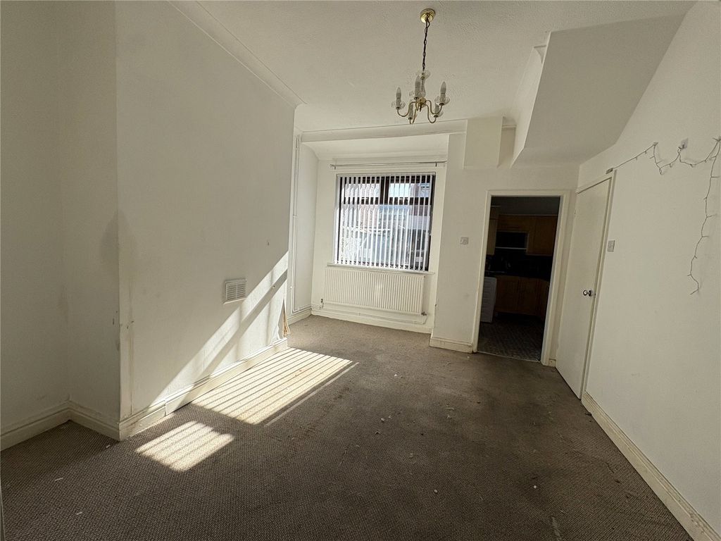 Property photo 3 of 12 Dining Room