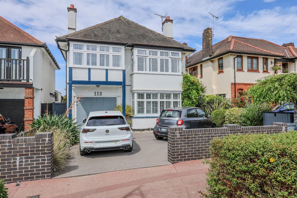 Property photo 1 of 48
