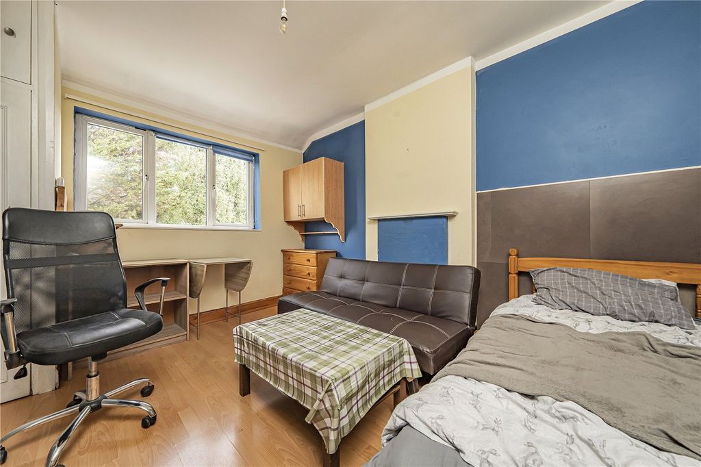 Property photo 2 of 12 Picture No. 07
