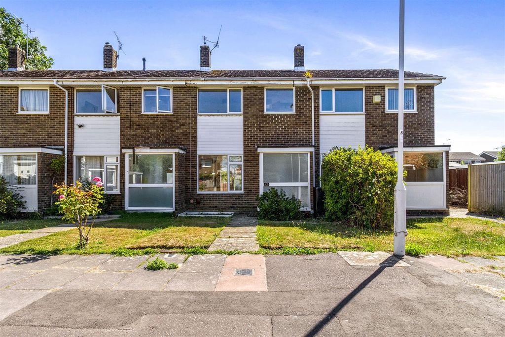 Property photo 1 of 10 Coleridge Crescent, 22-016.Jpg